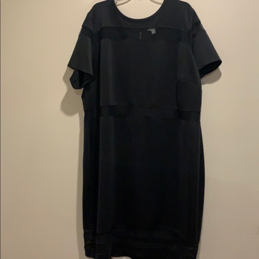 PRE-LOVED-BOUTIQUE-BLACK MESH DRESS